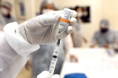 ​Cuiab� recebe a nova vacina contra a Covid-19, a monovalente XBB