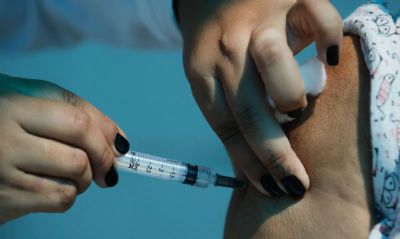 Rio come�a a vacinar idosos da popula��o em geral na pr�xima semana