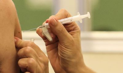 Imunidade p�s-vacina pode demorar semanas, dizem especialistas