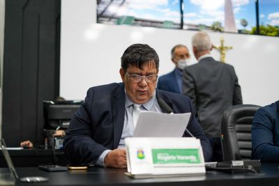 Vereador ​critica estacionamento rotativo de Cuiab� e tem microfone cortado na C�mara