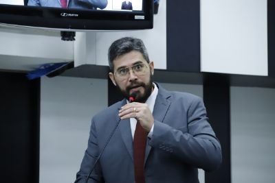 Vereador protocola pedido de cassa��o contra Emanuel