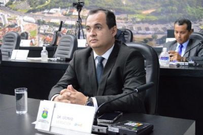 Advogado � preso ao prestar depoimento sobre sumi�o de funcion�rio