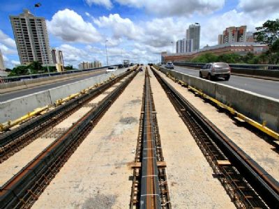 ​Juiz d� cinco 5 dias para Emanuel analisar projeto do BRT