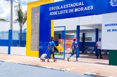 Aulas na rede estadual s�o retomadas na segunda com novos programas