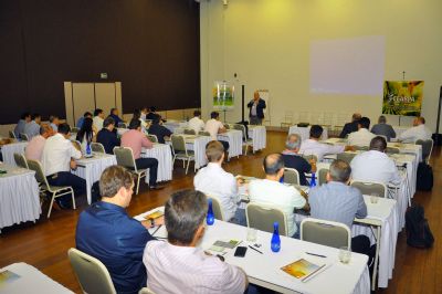 Para representantes do setor de distribui��o de insumos a gest�o ser� fundamental para continuar no mercado
