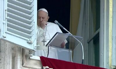 Papa n�o tem coronav�rus, diz jornal italiano