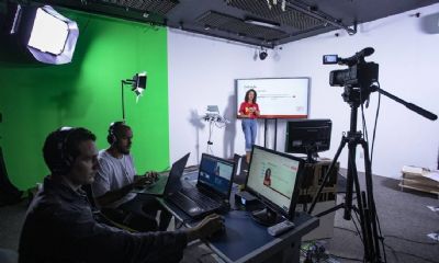 No p�s-pandemia, col�gios devem manter lives e aulas online