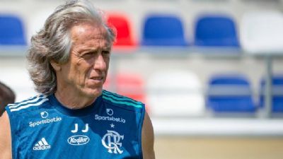 Presidente do Benfica oferecer� sal�rio de R$ 25 milh�es para Jesus, do Flamengo, diz TV